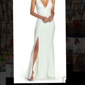 Dress the population size small white